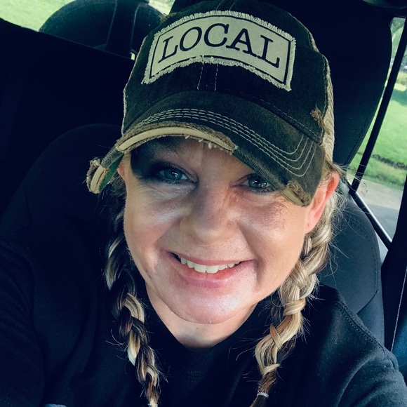 Meet your Posher, Janice - Picture 1 of 1